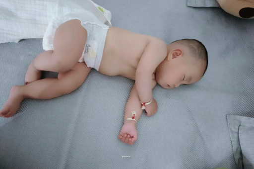 澄迈孕妇肚子一跳一跳
